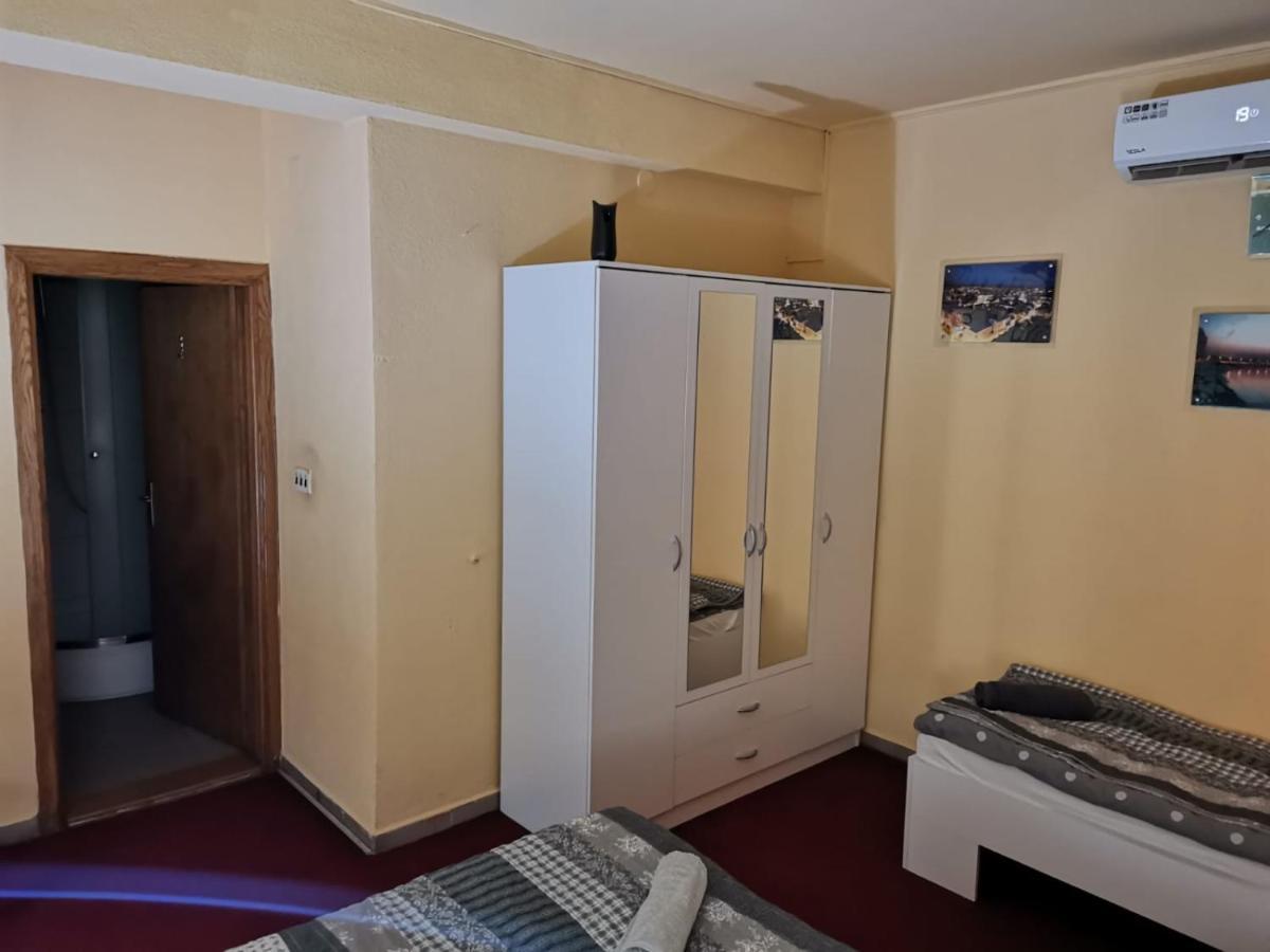 בוסנסקה גרדישקה Apartman Nik-Rom מראה חיצוני תמונה