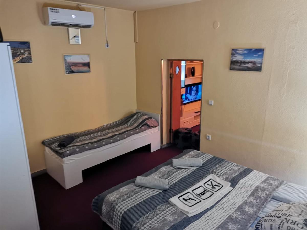 בוסנסקה גרדישקה Apartman Nik-Rom מראה חיצוני תמונה